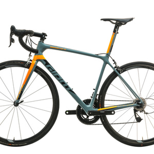 2018 Giant TCR Advanced SL 2 KOM Silver, gray or bare metal