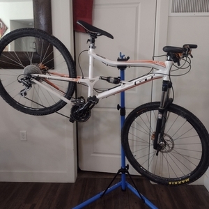 GT Bicycles Sensor White