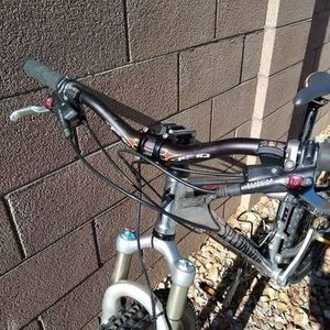 2006 Specialized Epic Silver, gray or bare metal