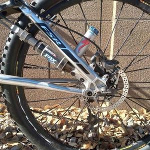 2006 Specialized Epic Silver, gray or bare metal