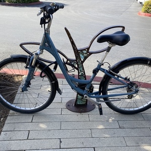 2010 Globe Carmel 03 Blue