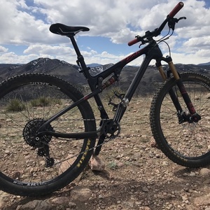 2016 Yeti Beti Black and Red