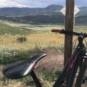 2016 Yeti Beti Black and Red