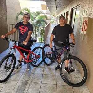 Lamis Mountain Red and Black