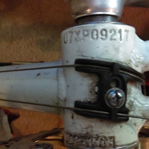 Novara Divano White, Red, and Black