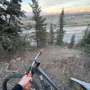 2020 Pivot Mach 4 SL Black and Silver, gray or bare metal