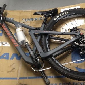 2017 Santa Cruz Tallboy 3 29 C S Silver, gray or bare metal
