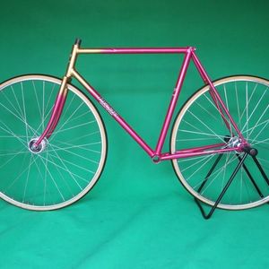 2001 Presto Presto Pink and Yellow or Gold