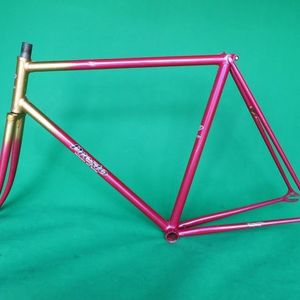 2001 Presto Presto Pink and Yellow or Gold