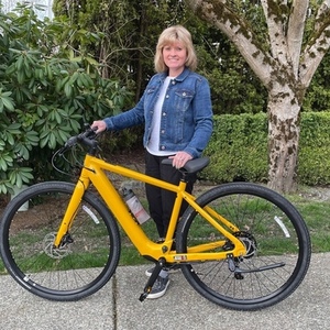 2021 Momentum Yellow or Gold