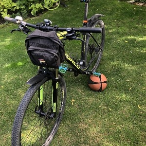 2016 Norco Bikes Revolver Black and Yellow or Gold