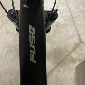 2020 Specialized Fuse Comp 29 Satin Dove Large Black