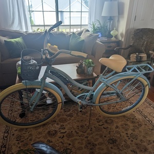 Huffy Women's Nel Lusso Cruiser Blue and Brown