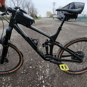 2021 Trek Remedy 9.8 Green