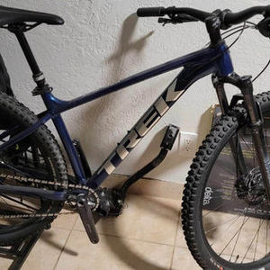 2021 Trek X Caliber 7 Blue