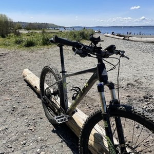 2019 Marin Bikes Nail Trail 6 Silver, gray or bare metal