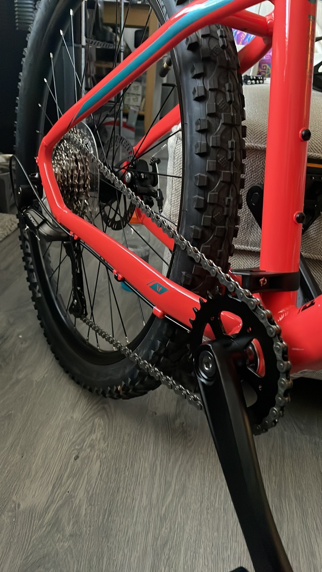2022 Devinci Blackbird Altus 8s 2022 Devinci Blackbird Altus 8s