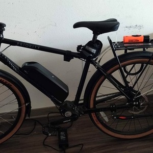 2020 Priority Bicycles 600 Black