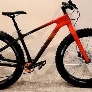 2022 Salsa Beargrease Orange and Brown