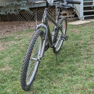 Next M0D0 Silver, gray or bare metal