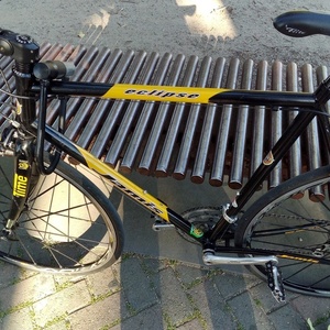 Jamis Eclipse Yellow or Gold and Black