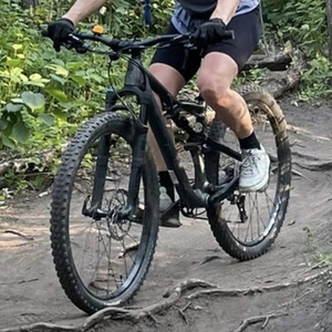 2017 Specialized Camber Black