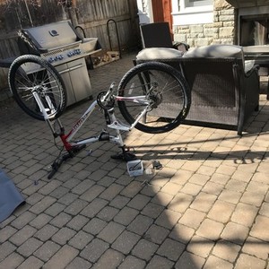 2009 Kona One20 White and Red