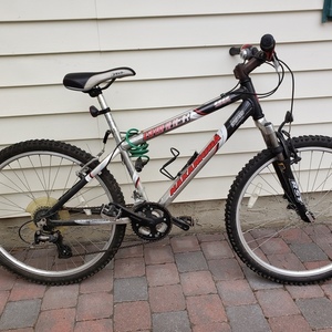 Nakamura Grinder 6000 Silver, gray or bare metal