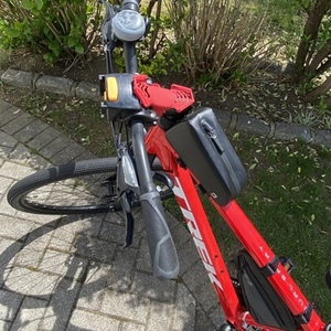 2021 Trek Hybrid Red