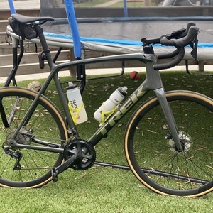 2021 Trek Emonda SL6 Disc Pro Silver, gray or bare metal