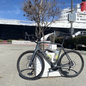 2021 Trek Emonda SL6 Disc Pro Silver, gray or bare metal