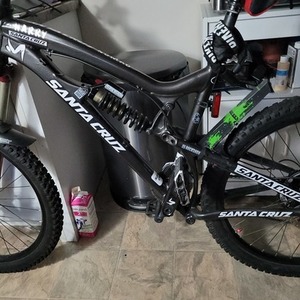 Santa Cruz Nomad Black, Red, and White