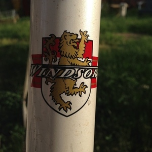 2014 Windsor The Hour White
