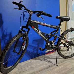 2021 Hyper Mountain Black