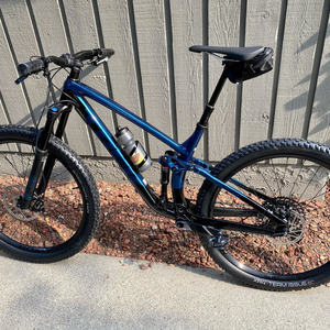 2021 Trek Fuel EX 8 Black and Blue