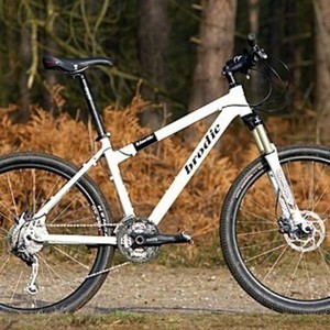 2006 Brodie Kinetic Silver, gray or bare metal