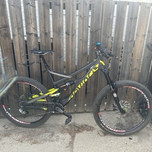 2016 Devinci Spartan Black