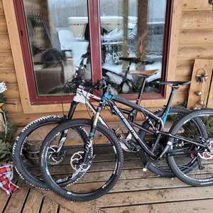 2015 Rocky Mountain Bicycles Element 950 Black and Blue