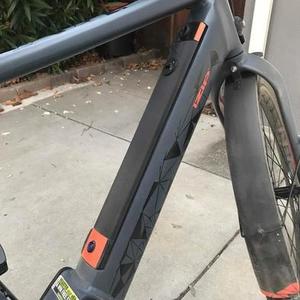 2018 IZIP E3 Moda Silver, gray or bare metal, Blue, and Orange