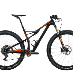 2016 Specialized Camber Black