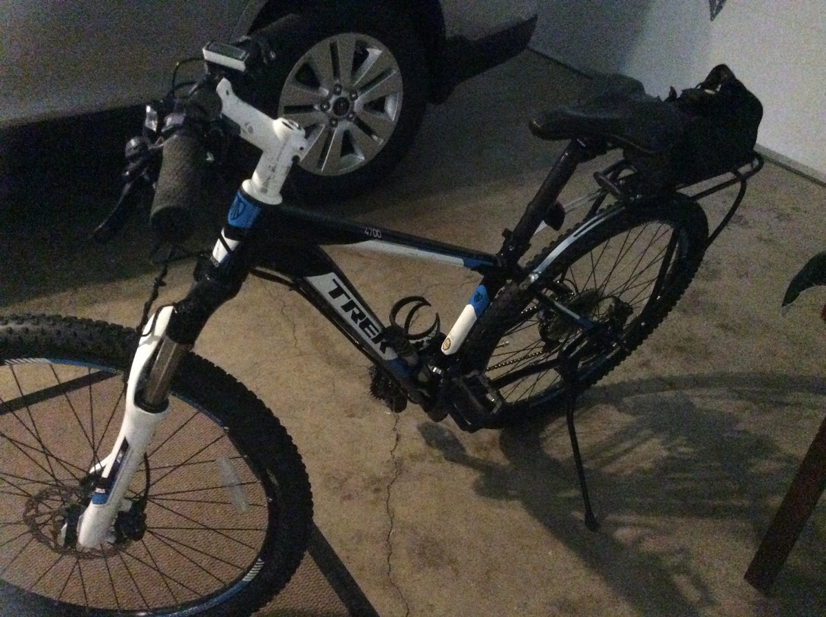 trek 4700 mountain bike