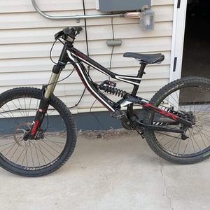 2012 Specialized Status II Black, White, and Red