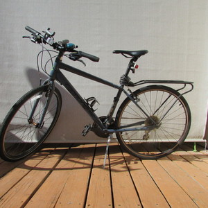 2017 Cannondale quick 7 Blue