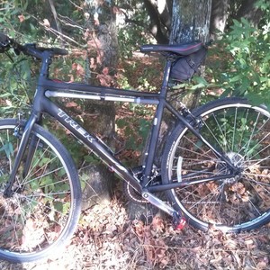 Trek 7.2 FX Black