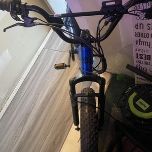 2022 Hyper Ultra40 electric assist Blue