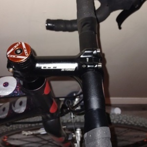 2017 GT Bicycles Traffic Vantara 700c comp hybrid Black, Purple, and Red