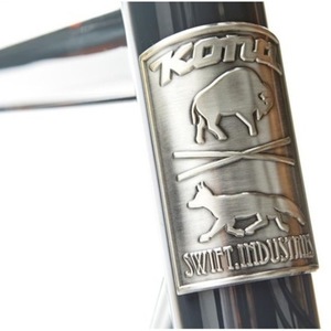 Kona Silver, gray or bare metal