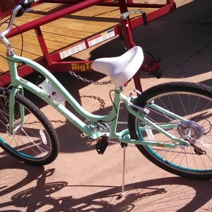 2014 Electra Townie 21 speed Green and Teal