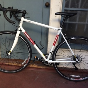 2014 Jamis Quest Comp White and Red