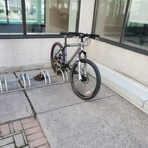 2005 Trek 6500 Silver, gray or bare metal and Blue